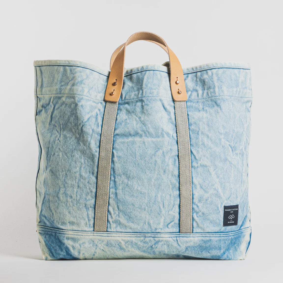 Large East West Tote